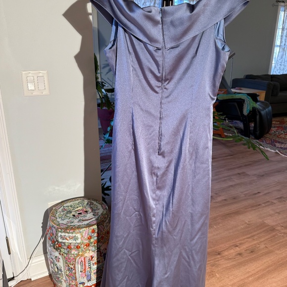 Teri Jon Gown Women 14 Blue Purple Stretch Satin Off Shoulder Glam Chic - Picture 16 of 16